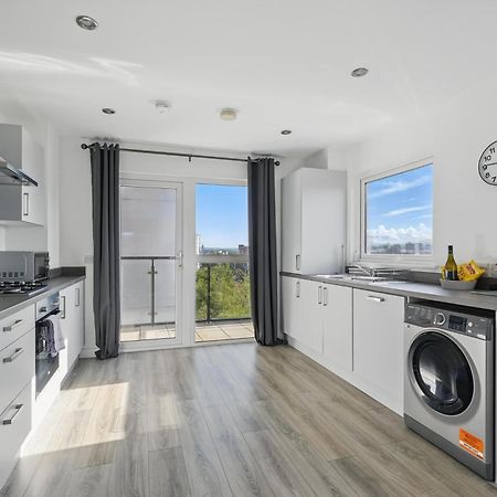 Central Belfast Apartments Sandford Екстериор снимка
