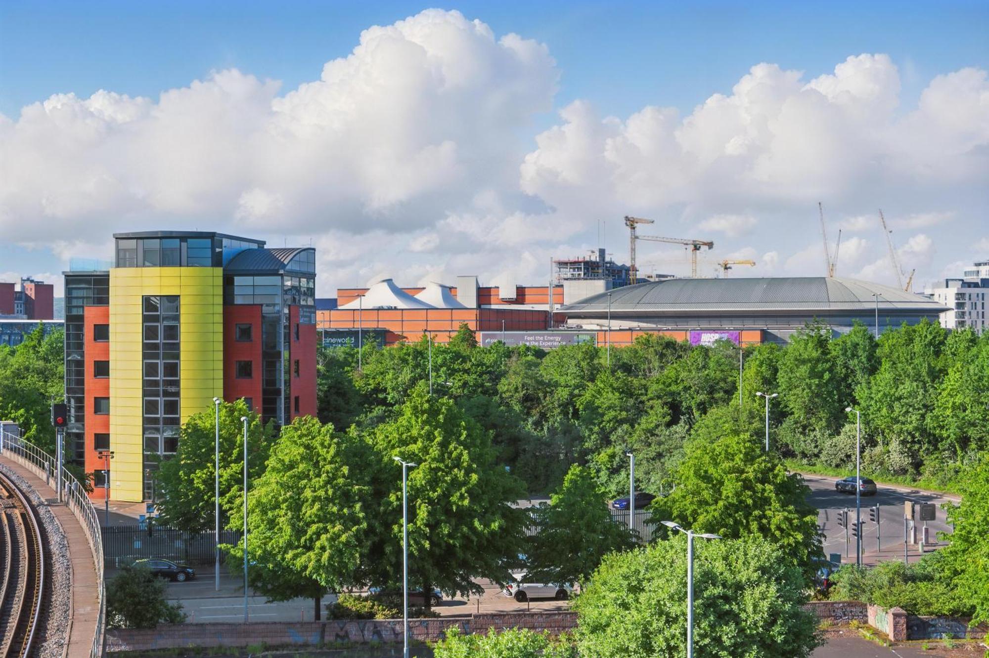 Central Belfast Apartments Sandford Екстериор снимка