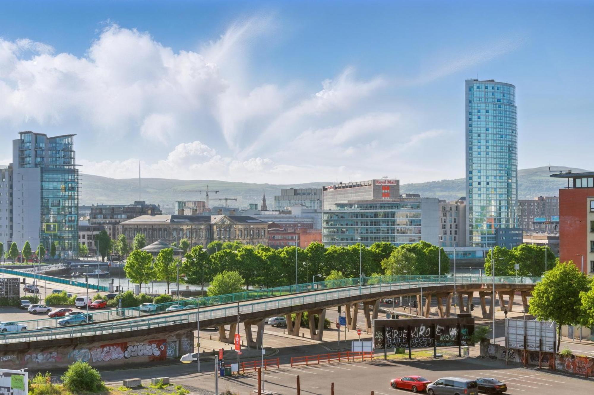 Central Belfast Apartments Sandford Екстериор снимка